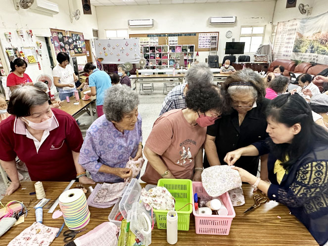 馨窩長者關懷據點三芝新庄站 -【針心相縫】113-09-20